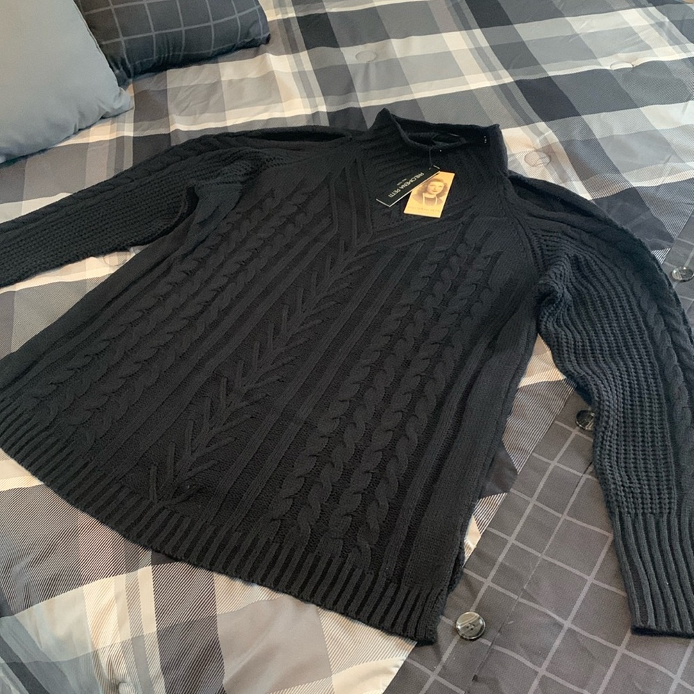Black Cable Knit Philomena Petti New York Shoulder Slit Sweater